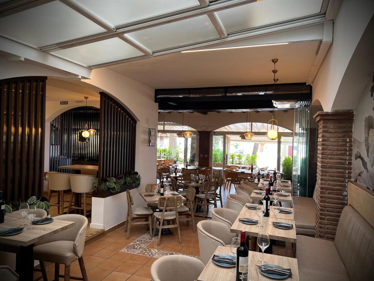 Hostal Marissal By Dorobe Hotel Nerja Exterior photo