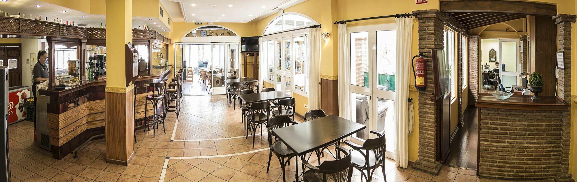 Hostal Marissal By Dorobe Hotel Nerja Exterior photo